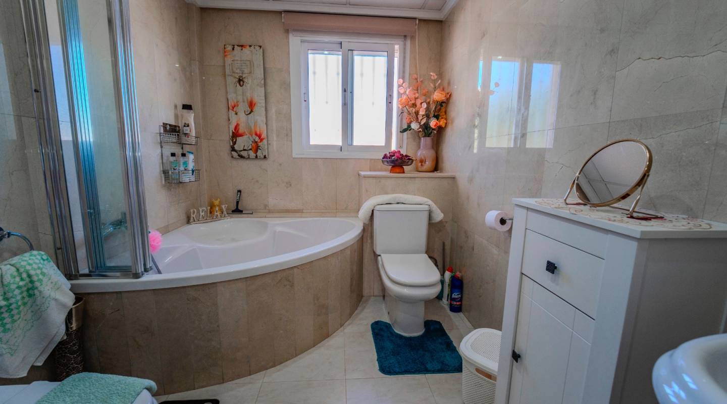 Resale - Townhouse - Ciudad Quesada