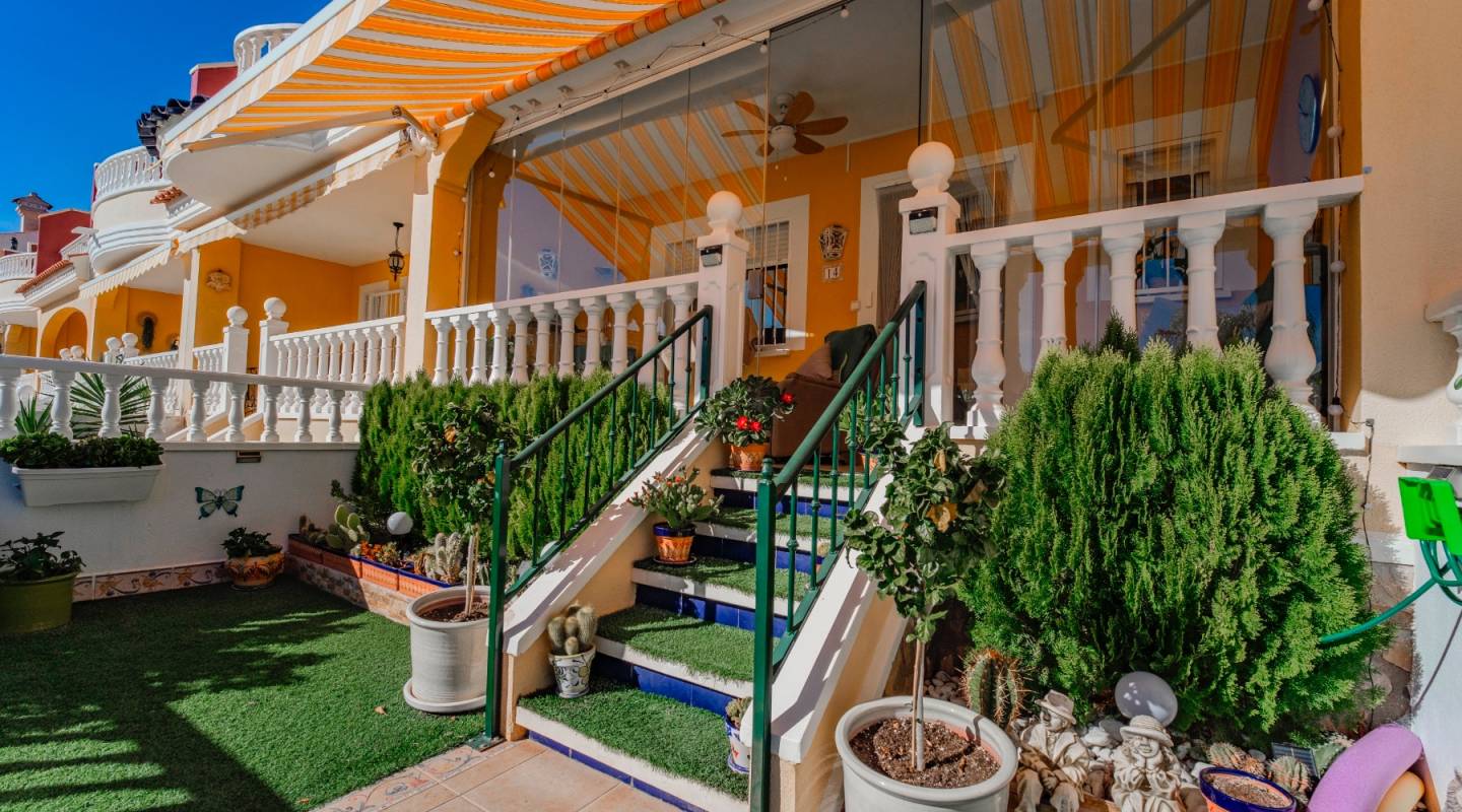 Resale - Townhouse - Ciudad Quesada