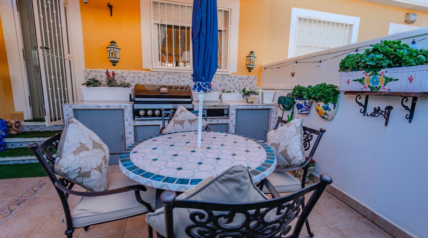 Resale - Townhouse - Ciudad Quesada