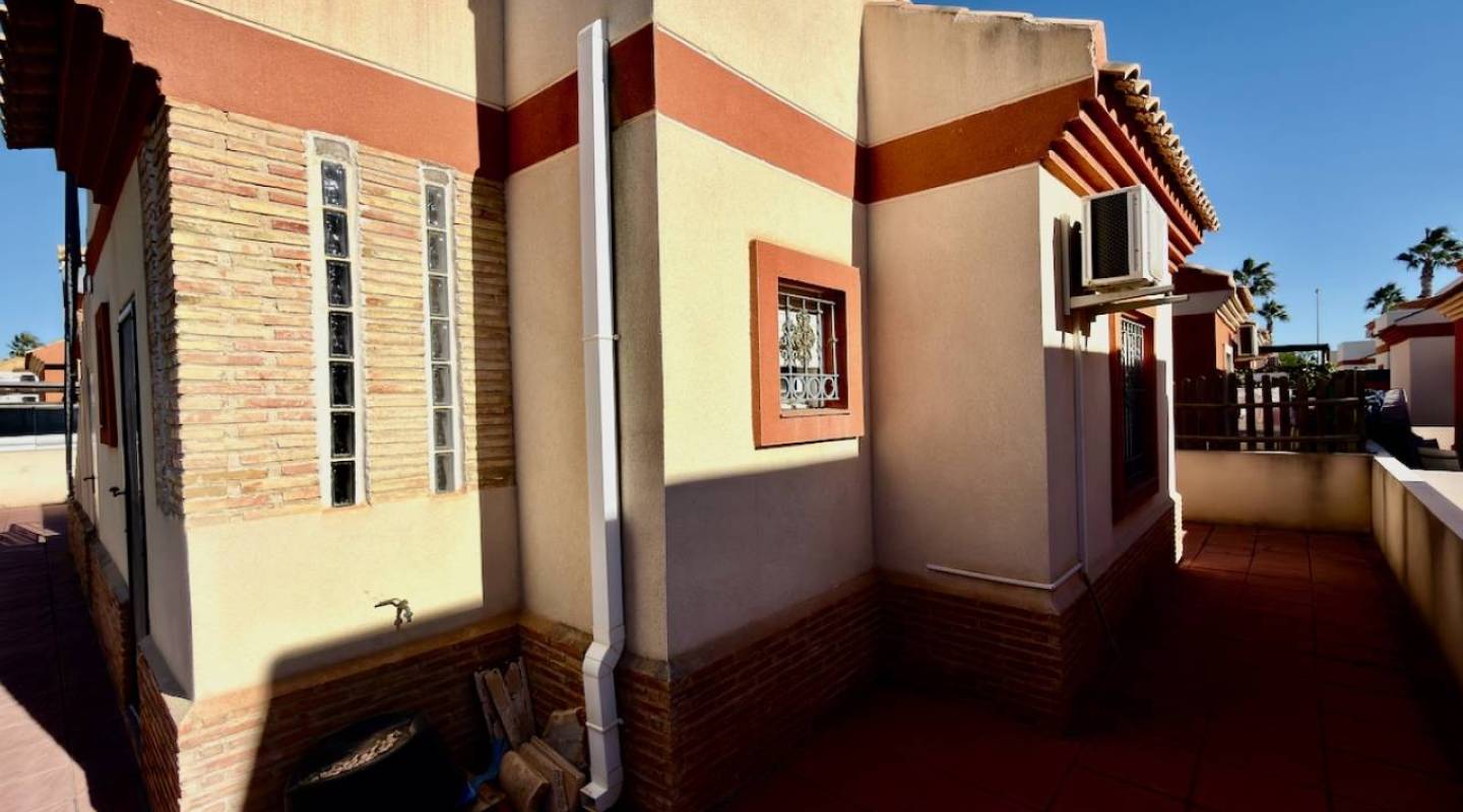 Resale - Villa  - El Raso - El Raso, Guardamar