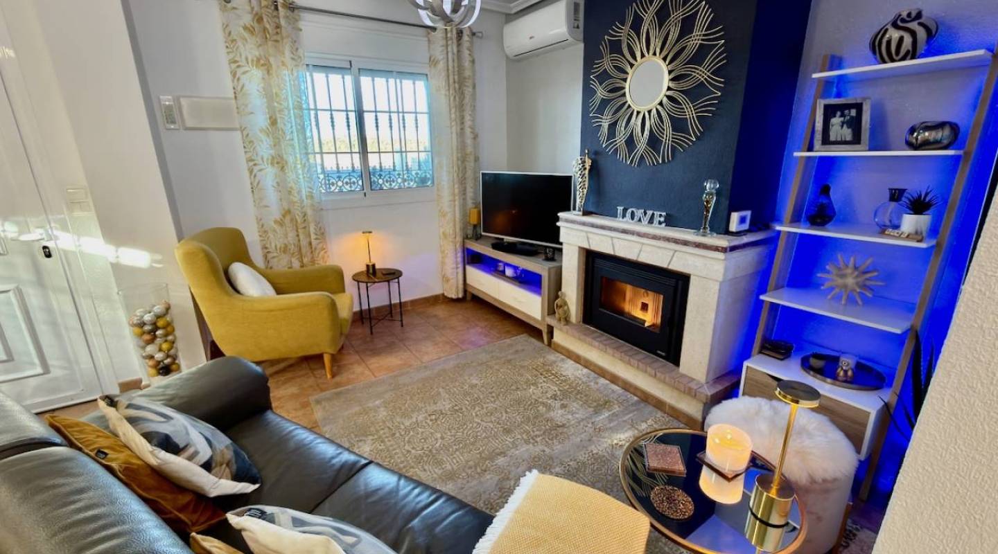 Resale - Villa  - El Raso - El Raso, Guardamar