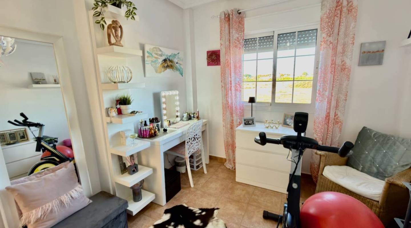 Resale - Villa  - El Raso - El Raso, Guardamar