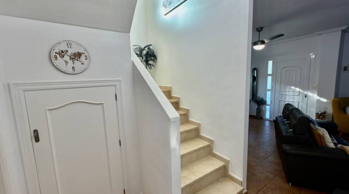 Resale - Villa  - El Raso - El Raso, Guardamar