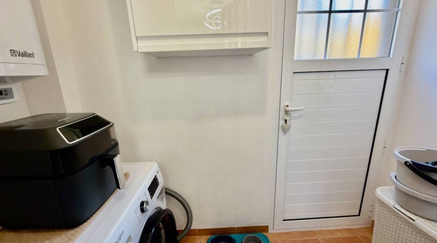 Resale - Villa  - El Raso - El Raso, Guardamar