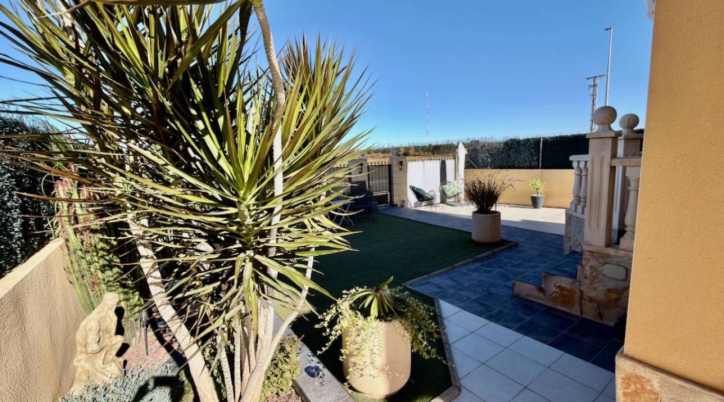 Resale - Villa  - El Raso - El Raso, Guardamar