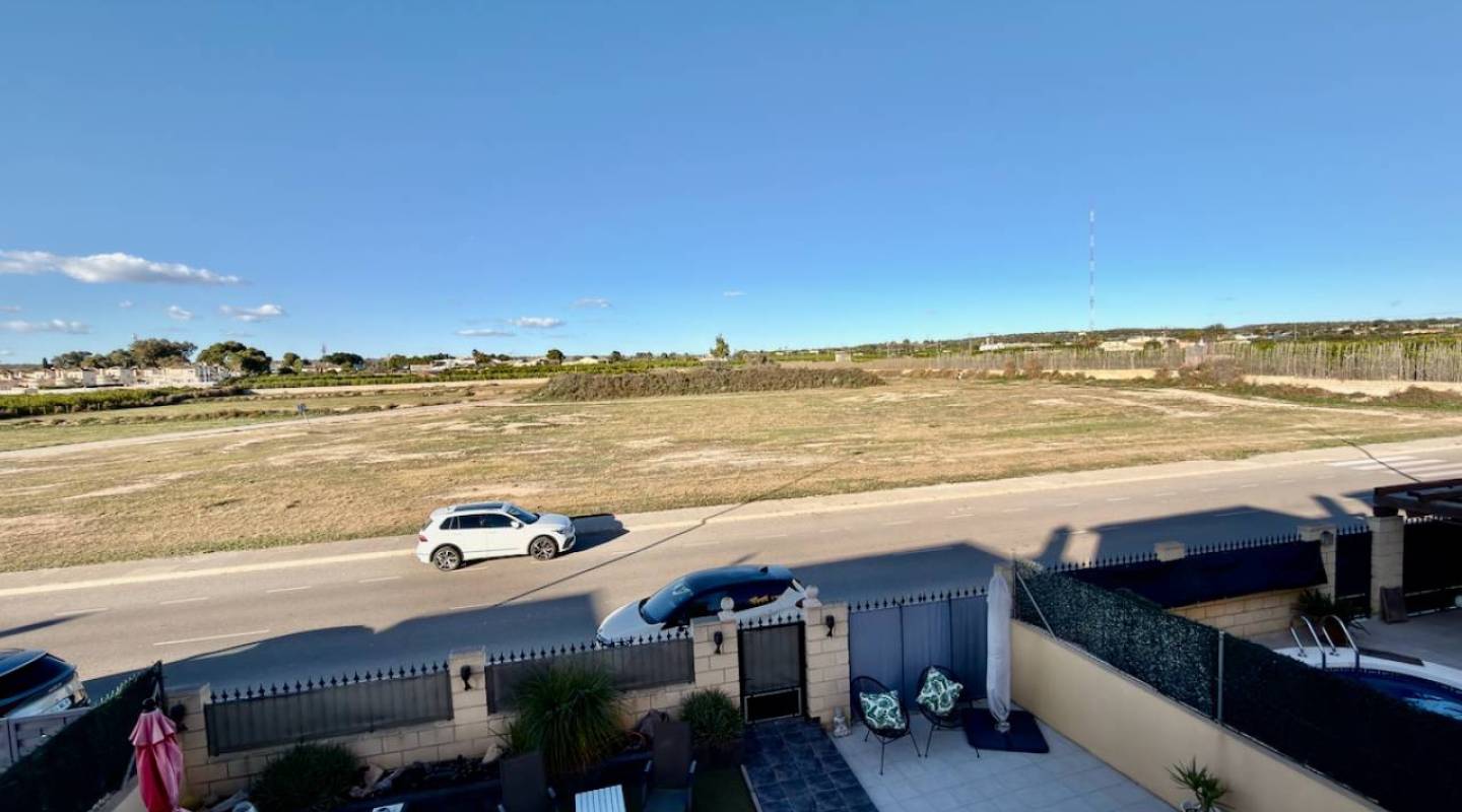 Resale - Villa  - El Raso - El Raso, Guardamar