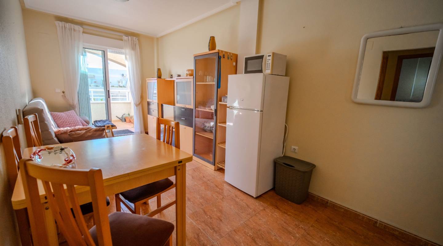 Resale - Apartment - Torrevieja - Centro