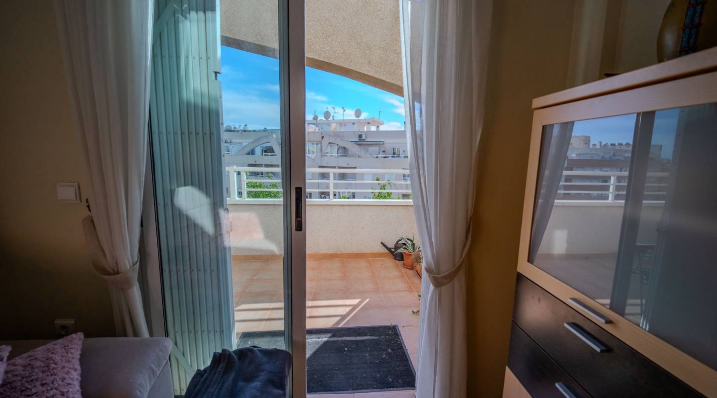 Resale - Apartment - Torrevieja - Centro