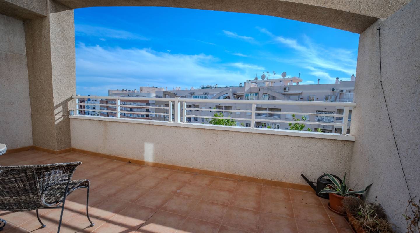 Resale - Apartment - Torrevieja - Centro