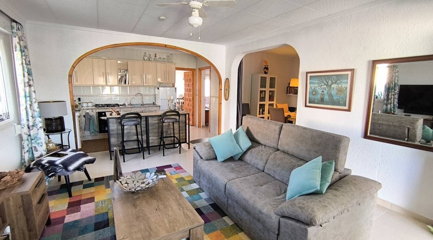 Resale - Villa  - Torrevieja - San Luis - Chaparal