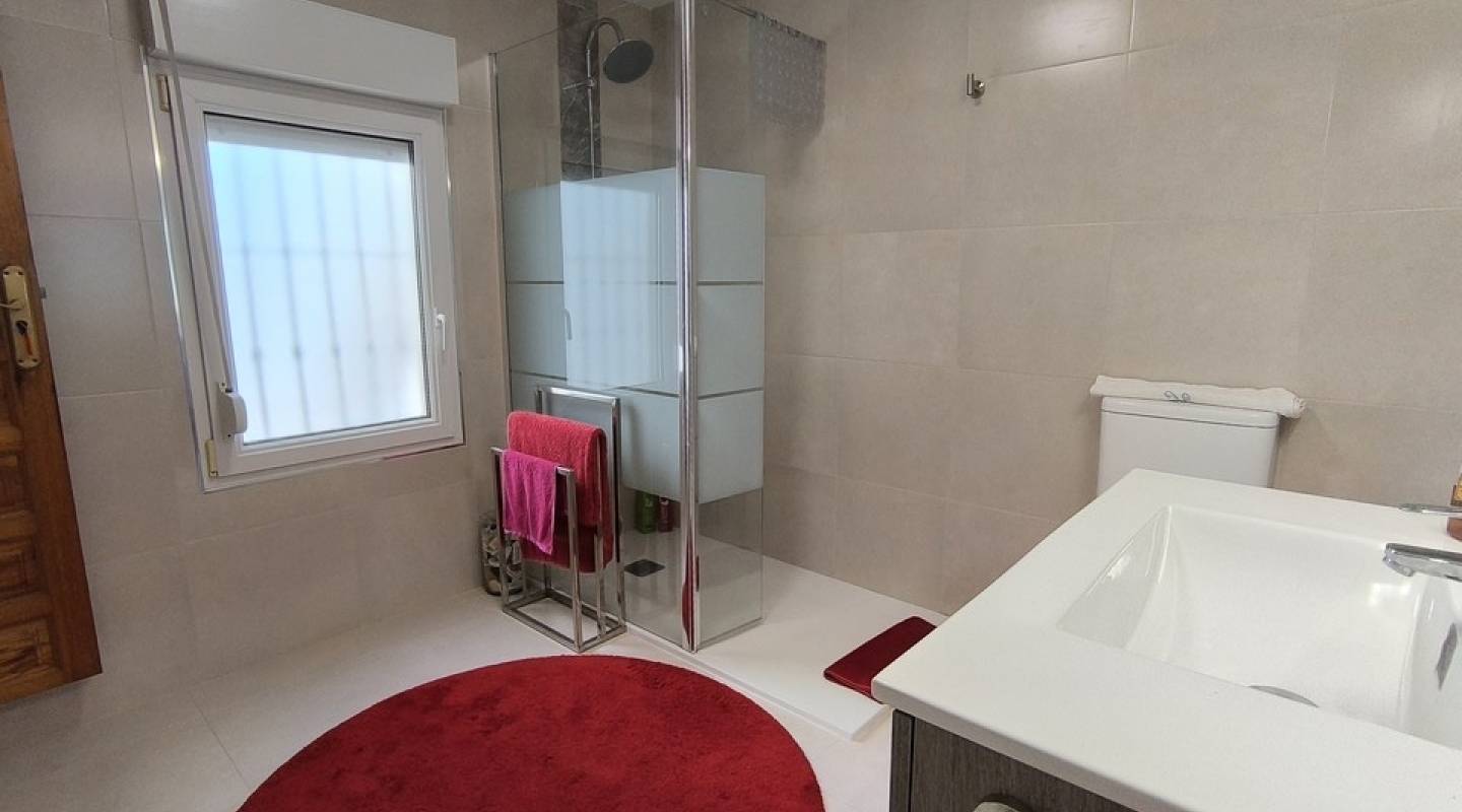 Resale - Villa  - Torrevieja - San Luis - Chaparal