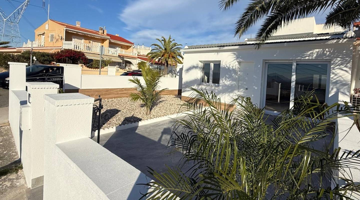 Venta - Semi Detached - Ciudad Quesada