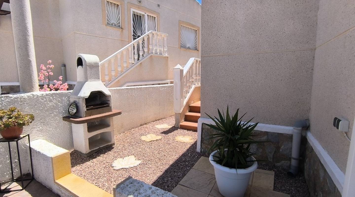 Resale - Semi Detached - Ciudad Quesada