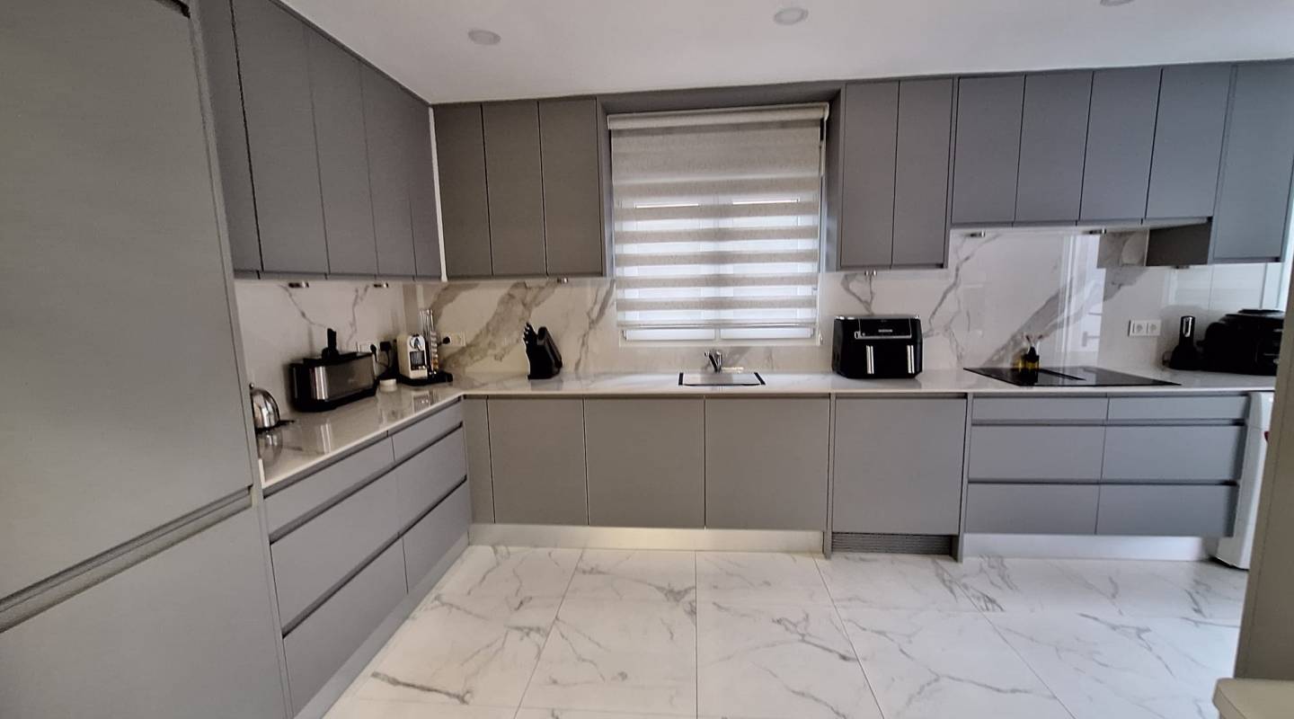 Resale - Villa  - Guardamar del Segura - El Raso, Guardamar