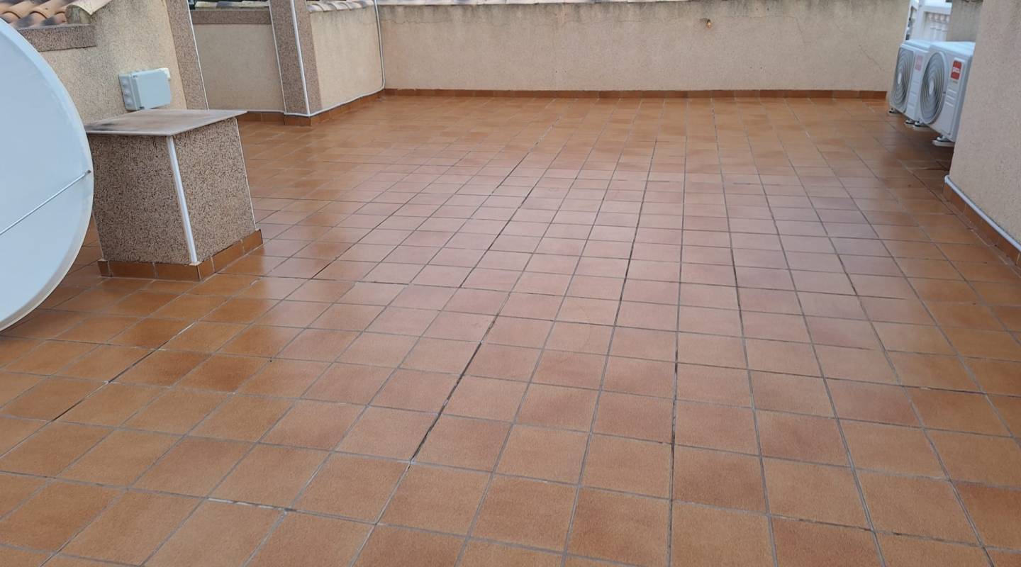 Resale - Villa  - Guardamar del Segura - El Raso, Guardamar