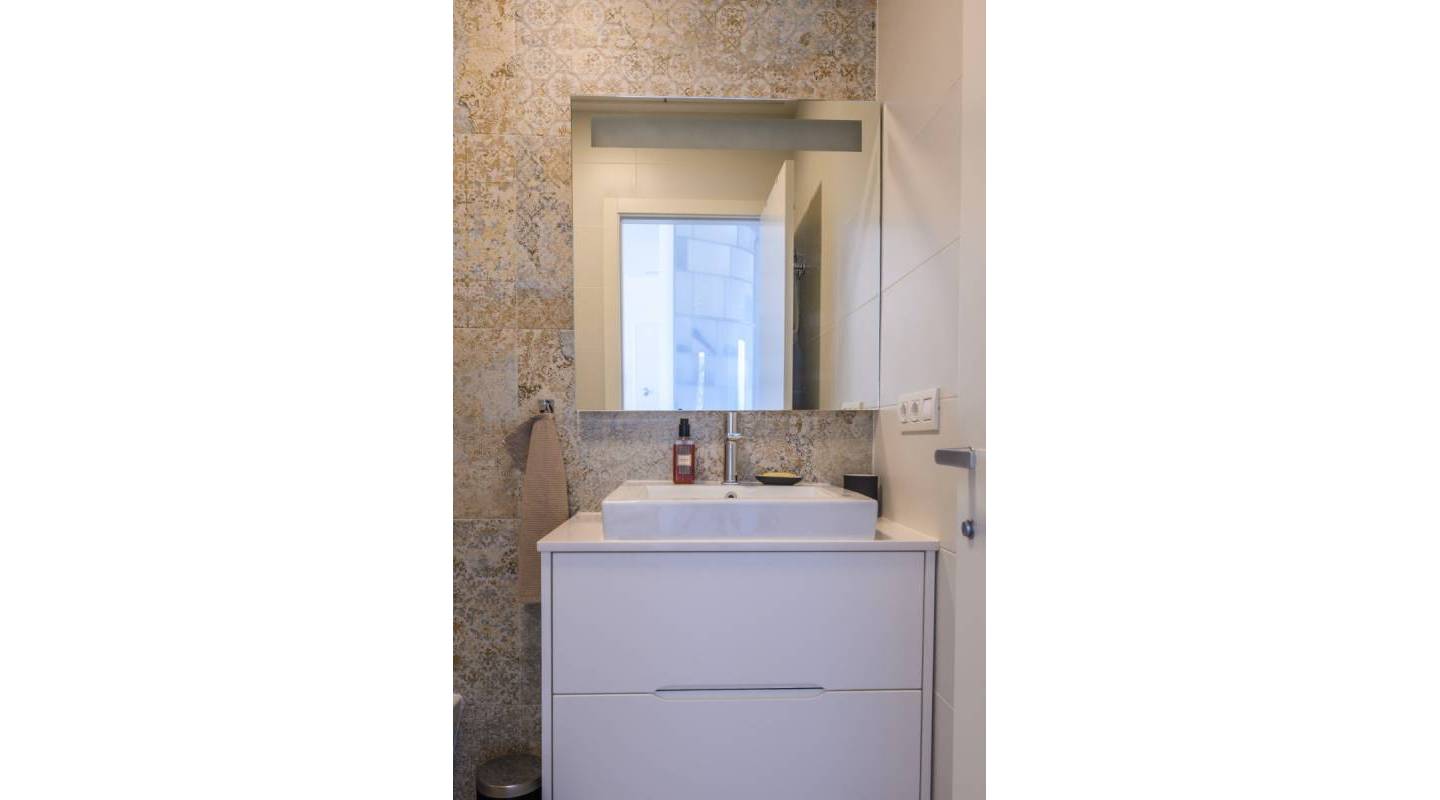 Resale - Apartment - Las Colinas - Las Colinas Golf