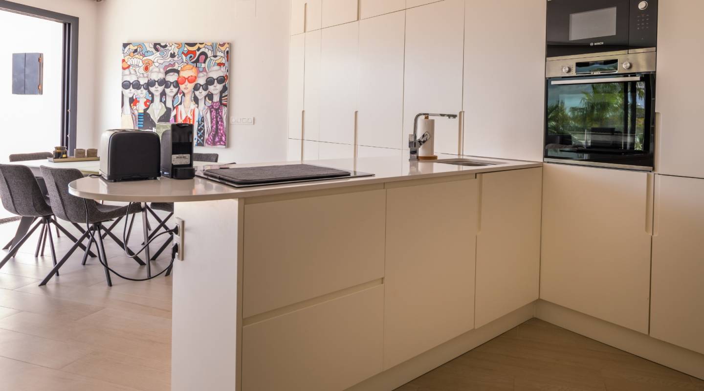 Resale - Apartment - Las Colinas - Las Colinas Golf