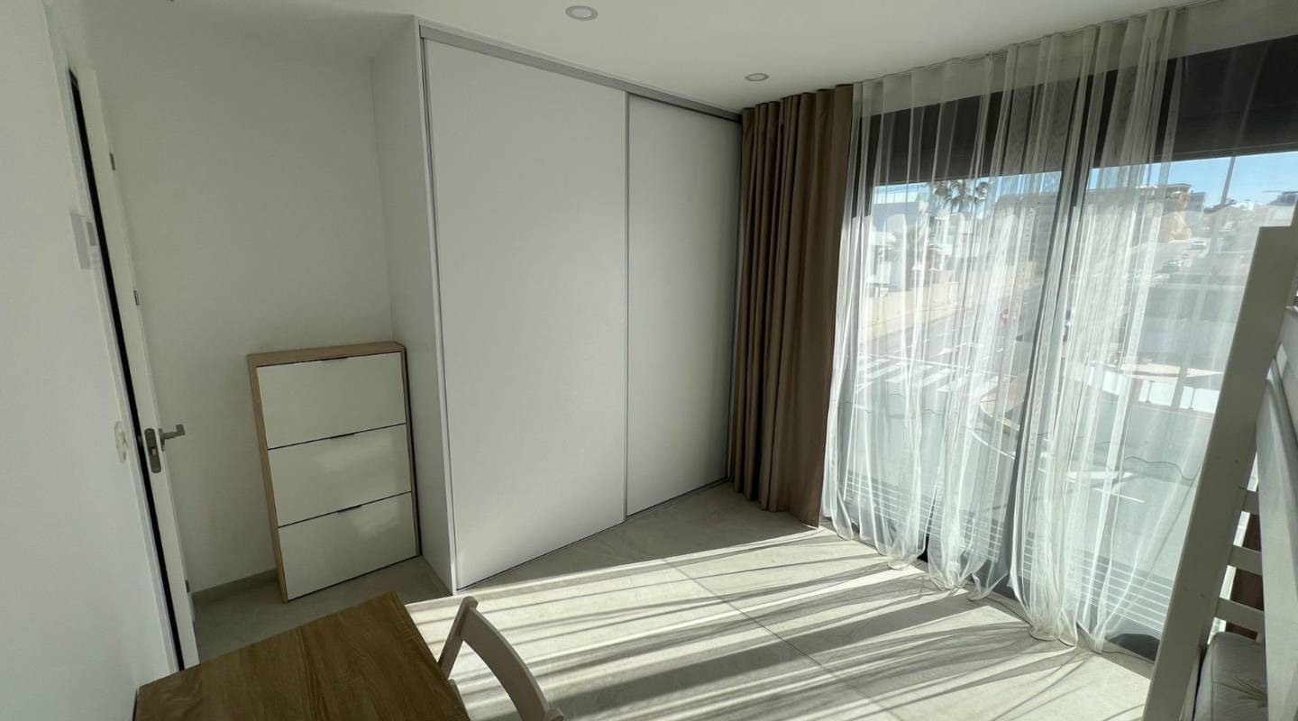 Resale - Villa  - Alicante - Benijofar