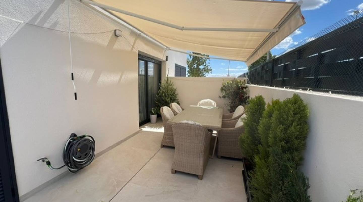 Resale - Villa  - Alicante - Benijofar