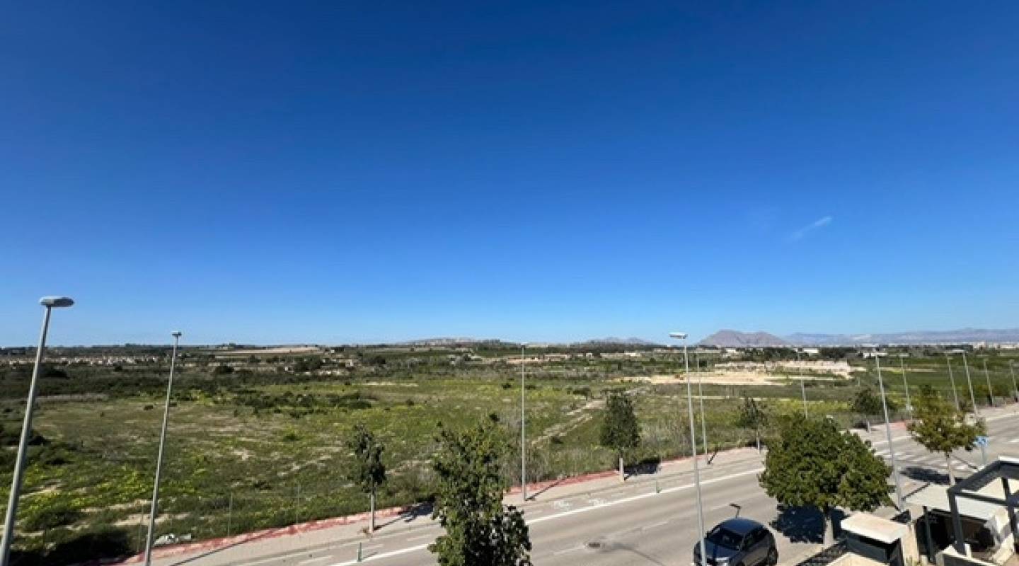 Resale - Villa  - Alicante - Benijofar