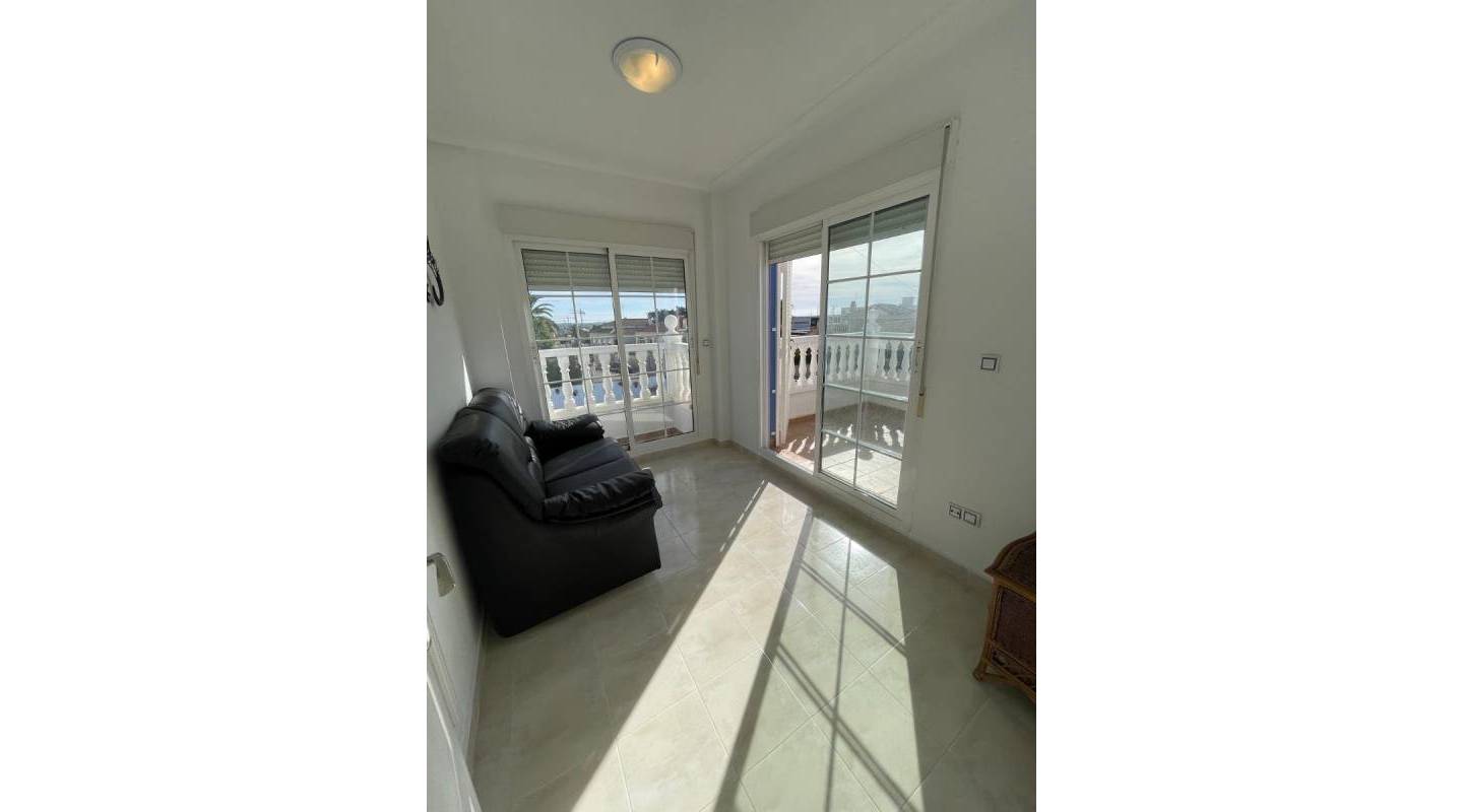 Resale - Villa  - Ciudad Quesada