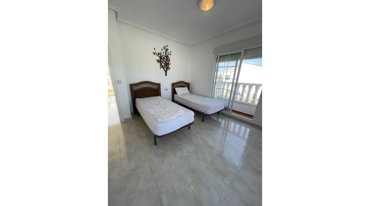 Resale - Villa  - Ciudad Quesada