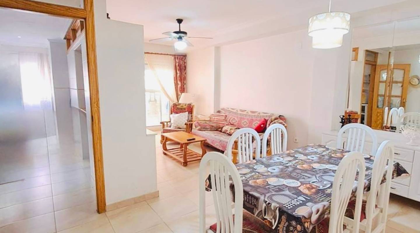 Resale - Apartment - Torrevieja - La Mata