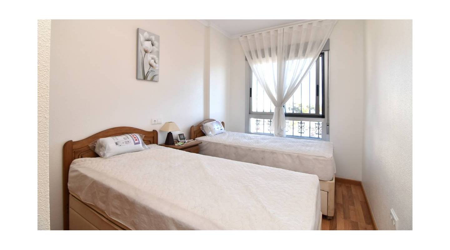 Venta - Casa Adosada - Guardamar del Segura