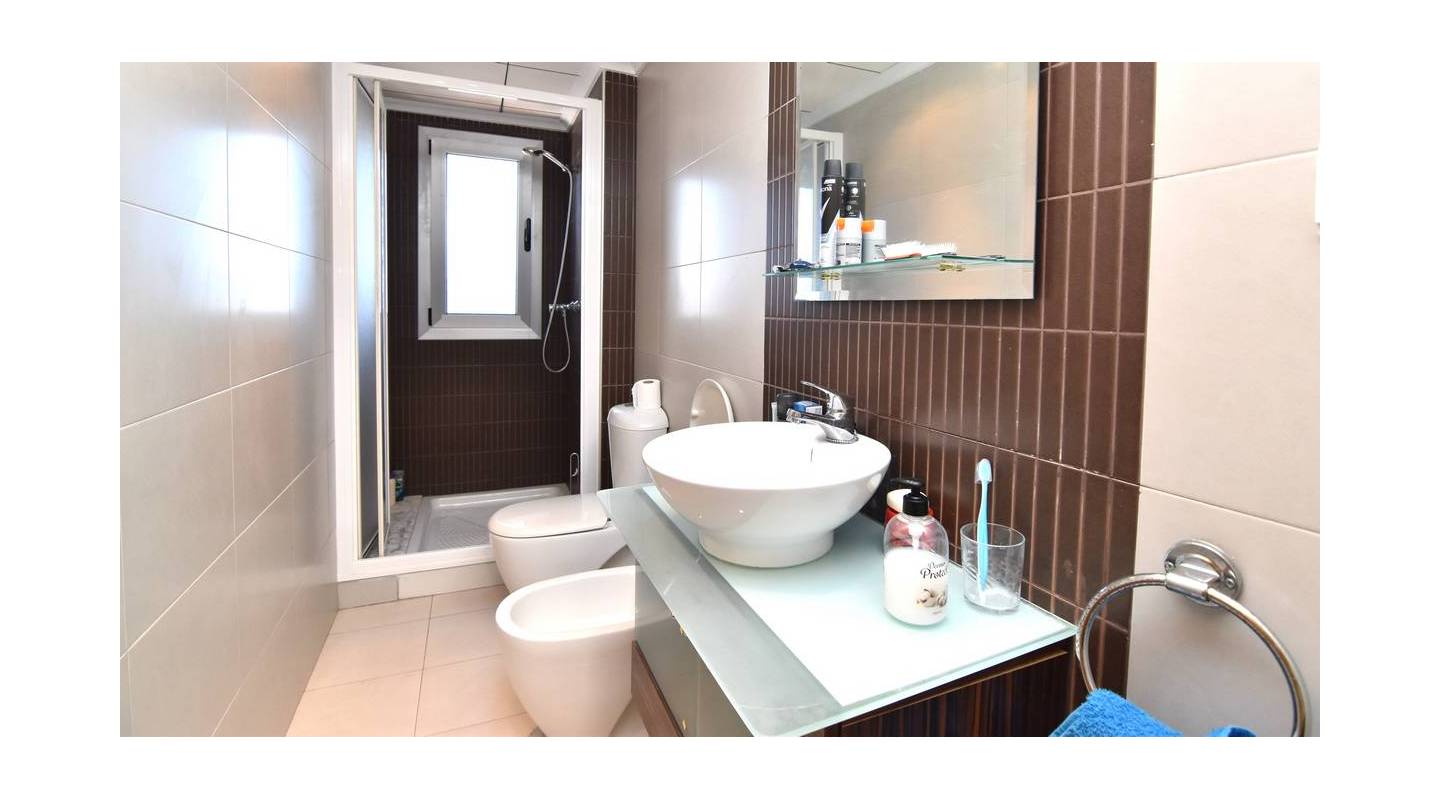 Venta - Casa Adosada - Guardamar del Segura