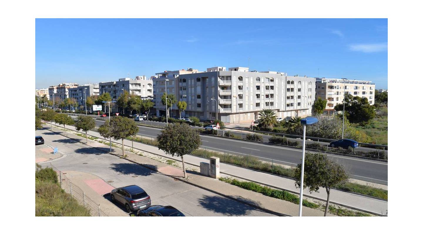 Venta - Casa Adosada - Guardamar del Segura