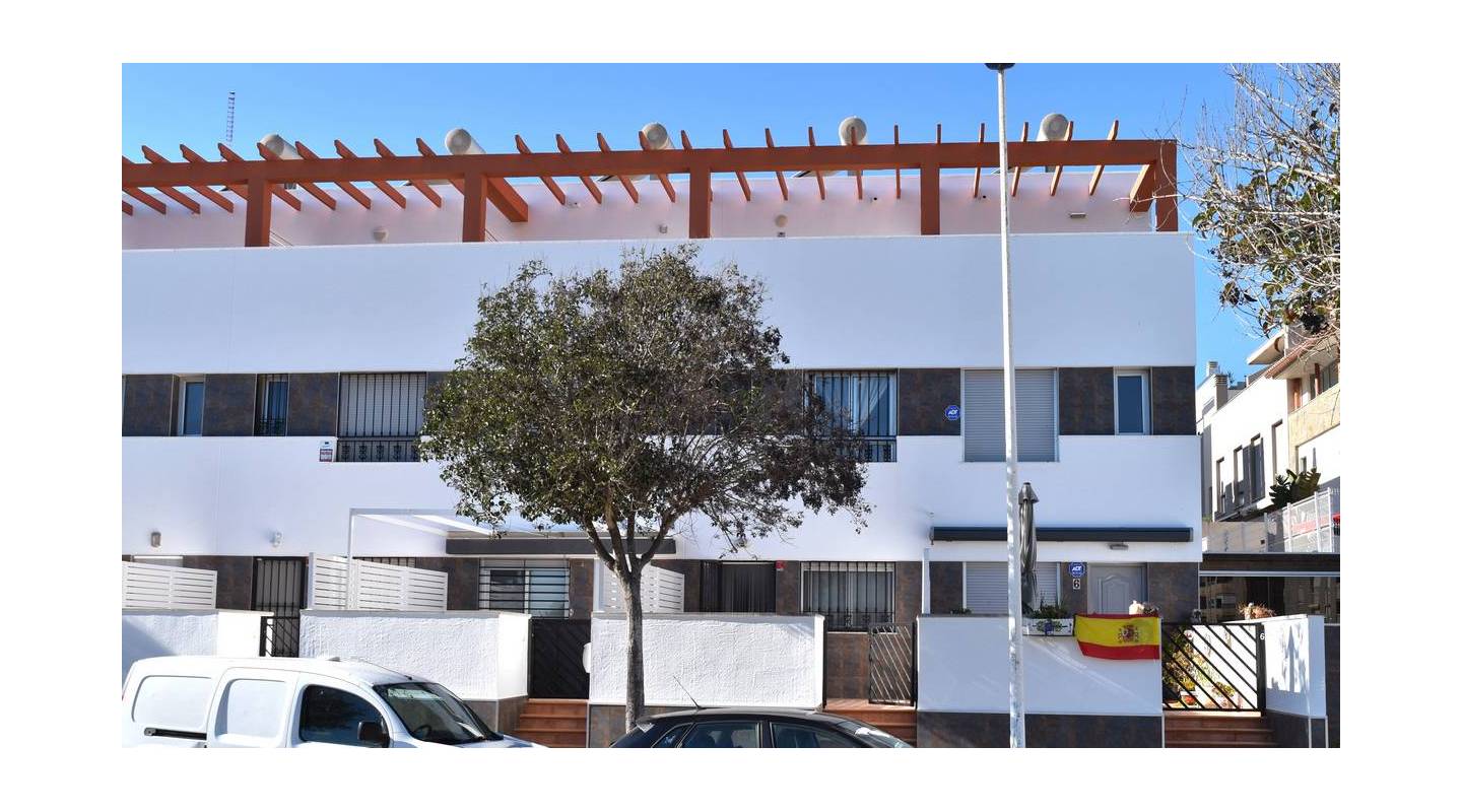 Venta - Casa Adosada - Guardamar del Segura