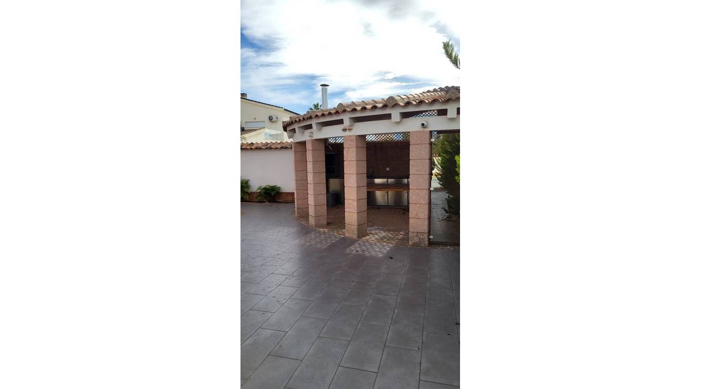 Resale - Villa  - Ciudad Quesada