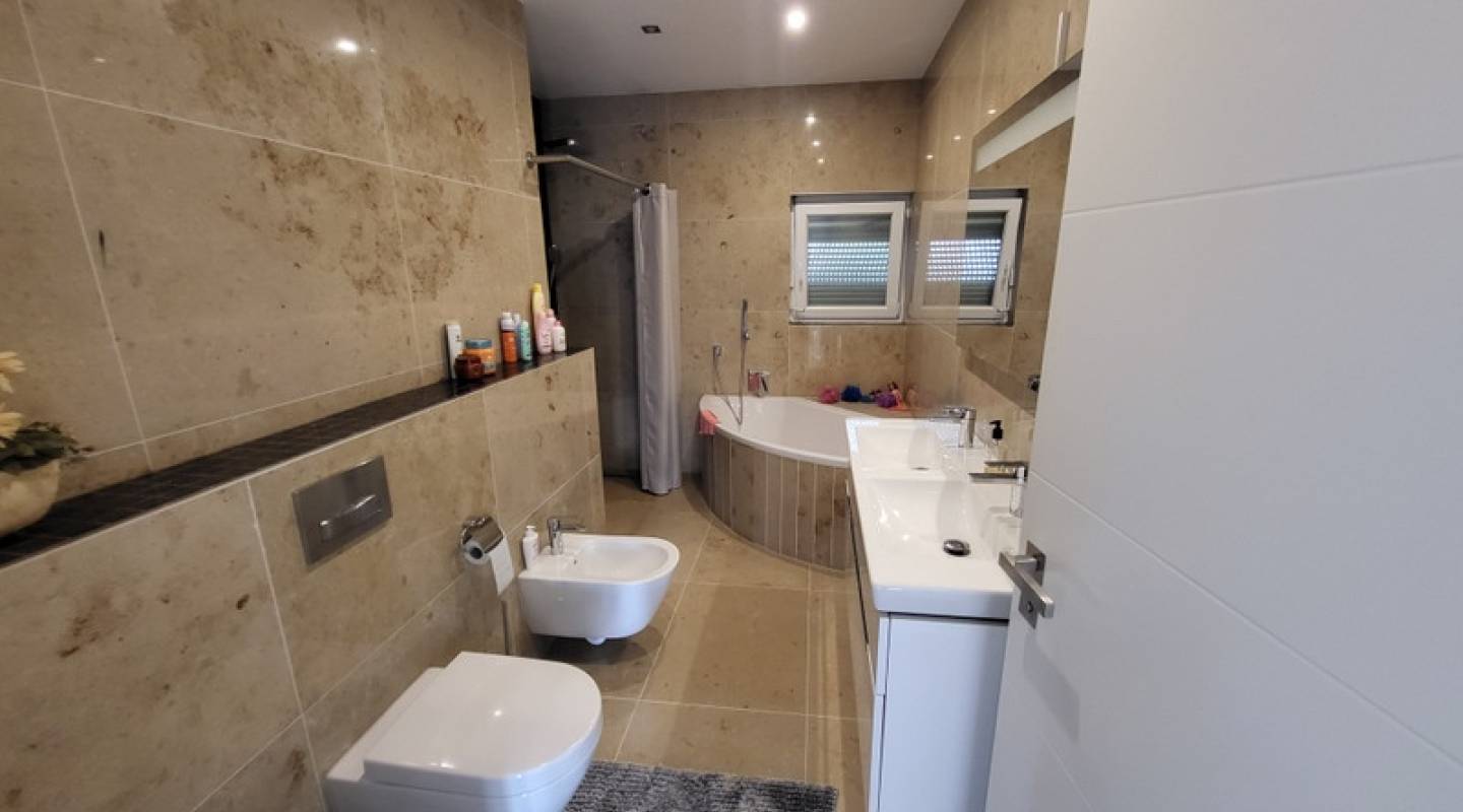 Resale - Villa  - Ciudad Quesada