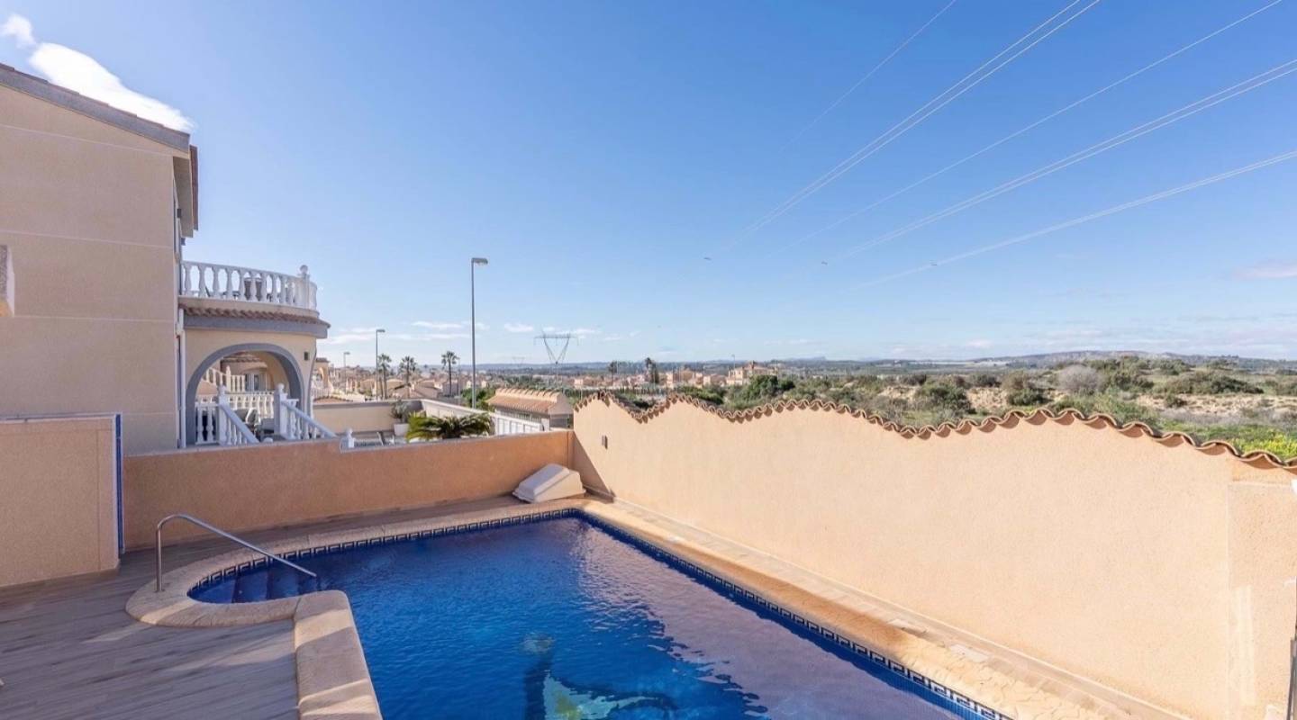 Resale - Villa  - Ciudad Quesada - Benijofar