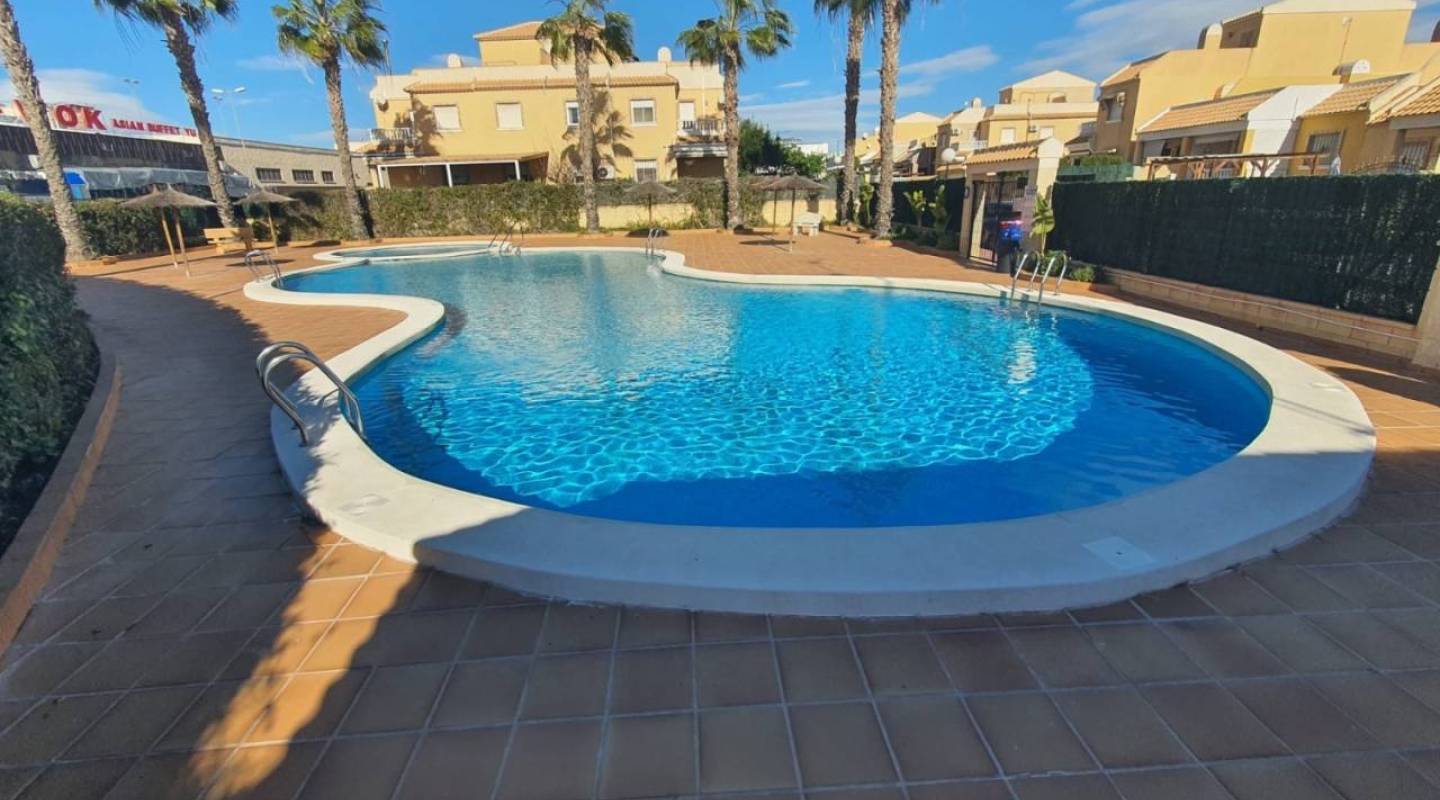 Revente - Semi Detached - Ciudad Quesada