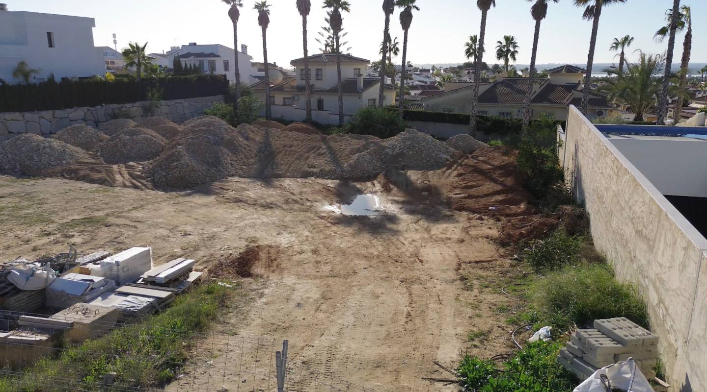 Återförsäljning - Design och bygga - Ciudad Quesada