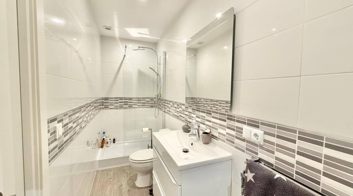 Resale - Semi Detached - Ciudad Quesada