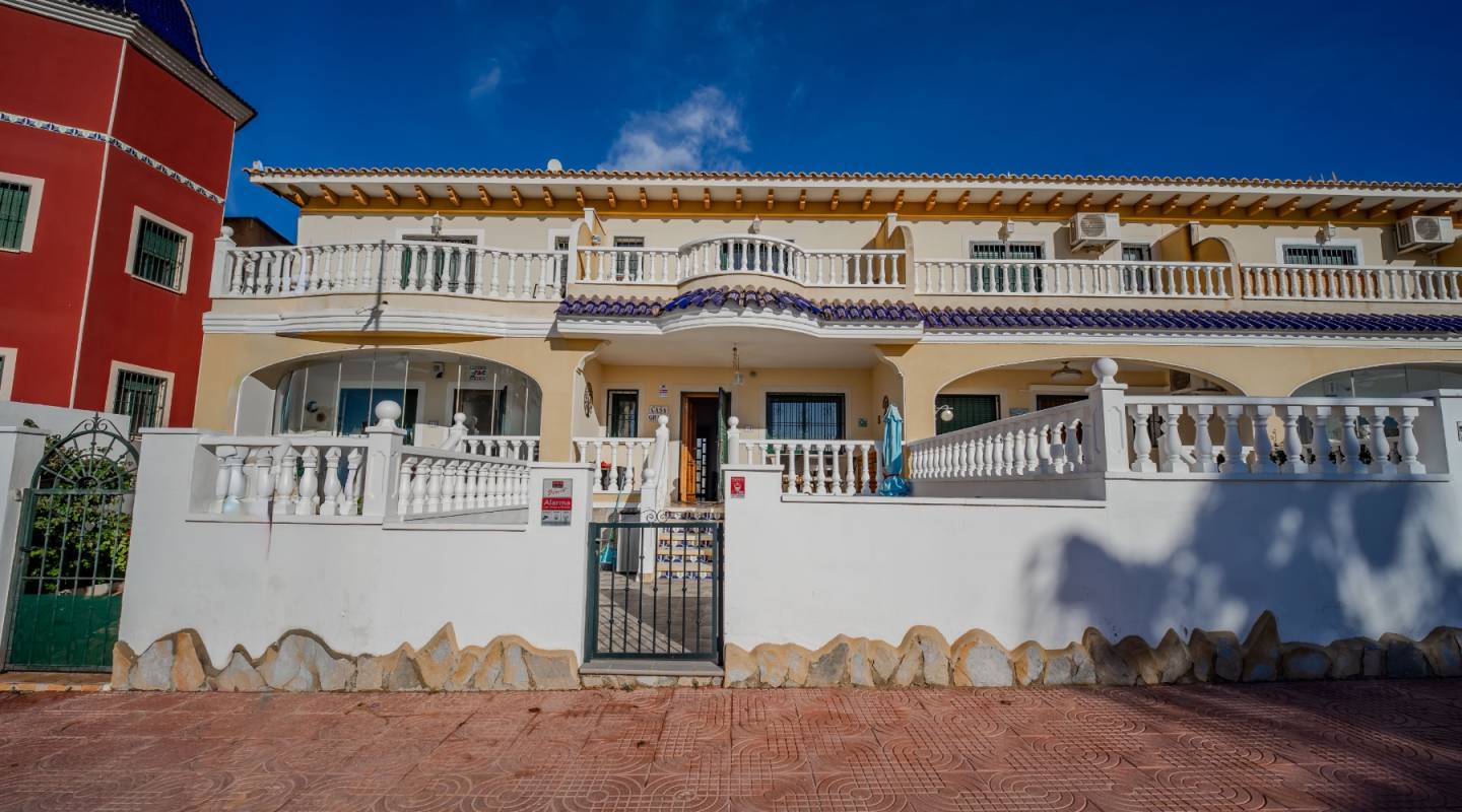 перепродажа - городская тюрьма - Ciudad Quesada