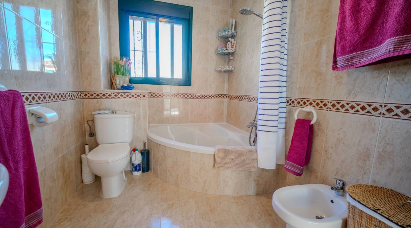 перепродажа - городская тюрьма - Ciudad Quesada