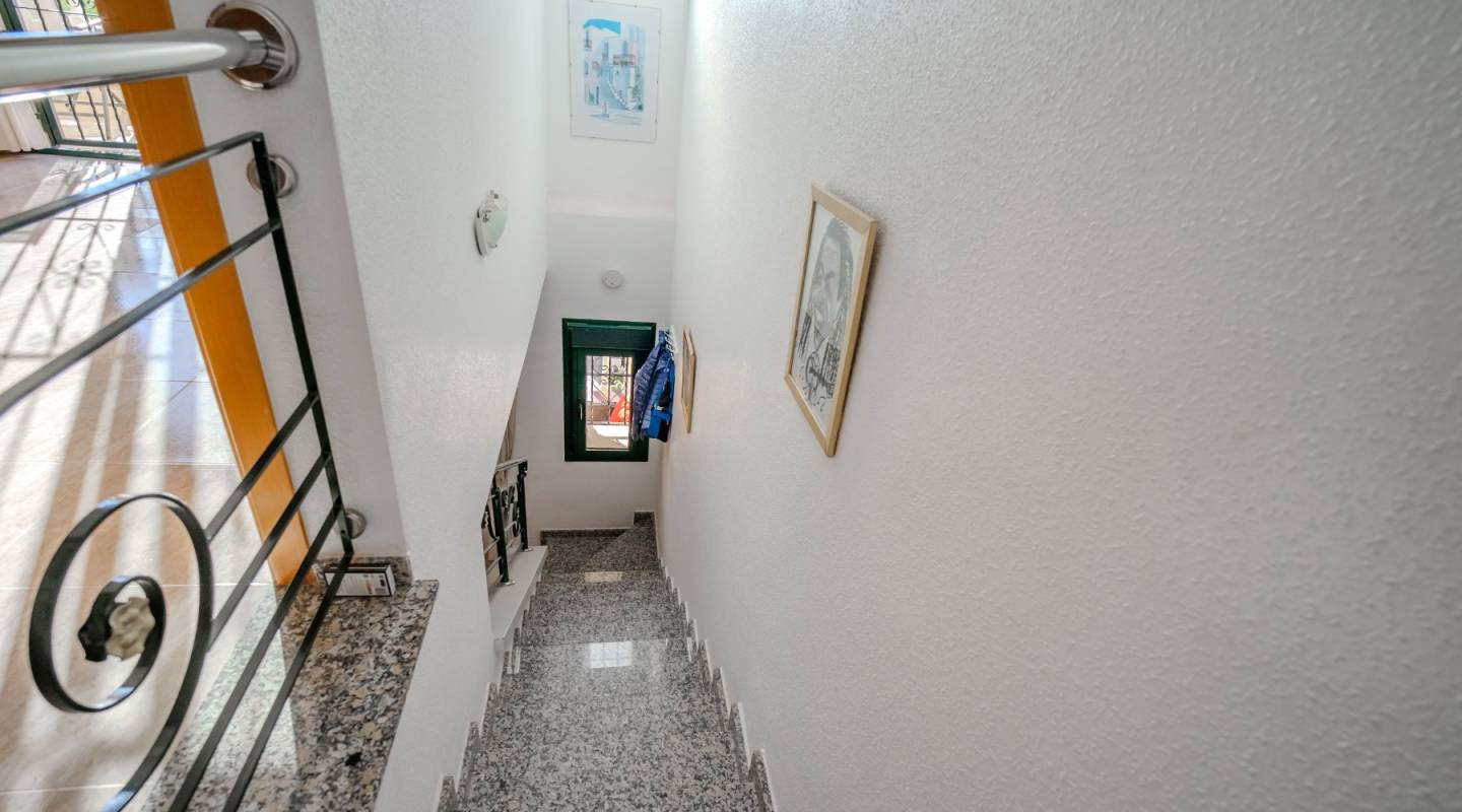 перепродажа - городская тюрьма - Ciudad Quesada