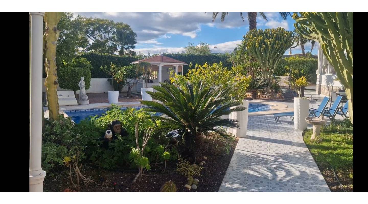 Venta - Chalet - Ciudad Quesada