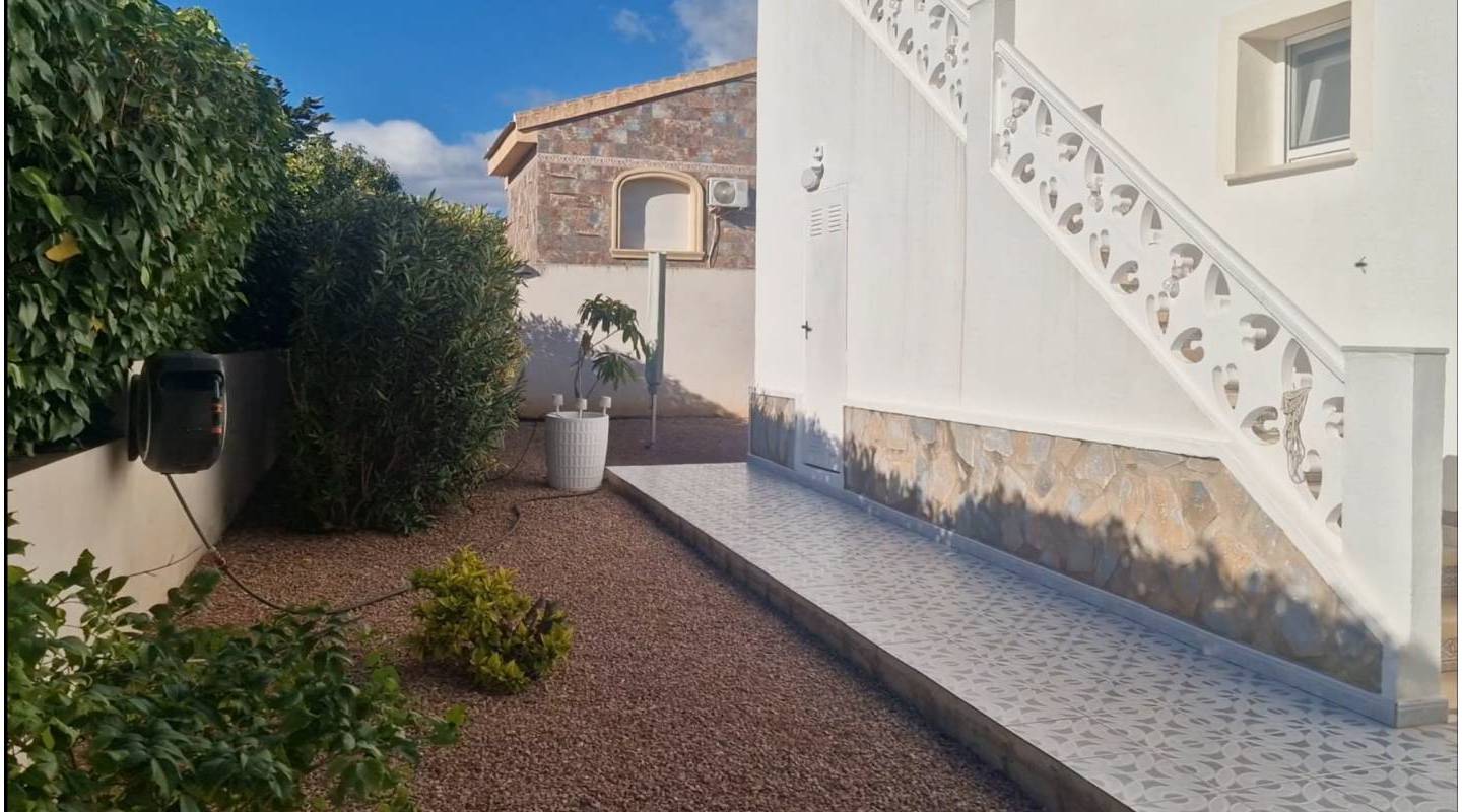 Venta - Chalet - Ciudad Quesada