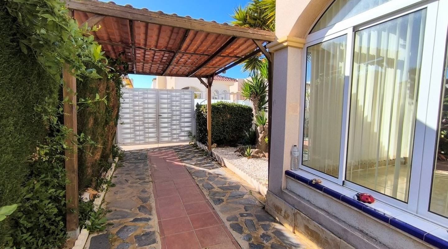 Resale - Villa  - Algorfa - La Finca Golf - Lo Crispin