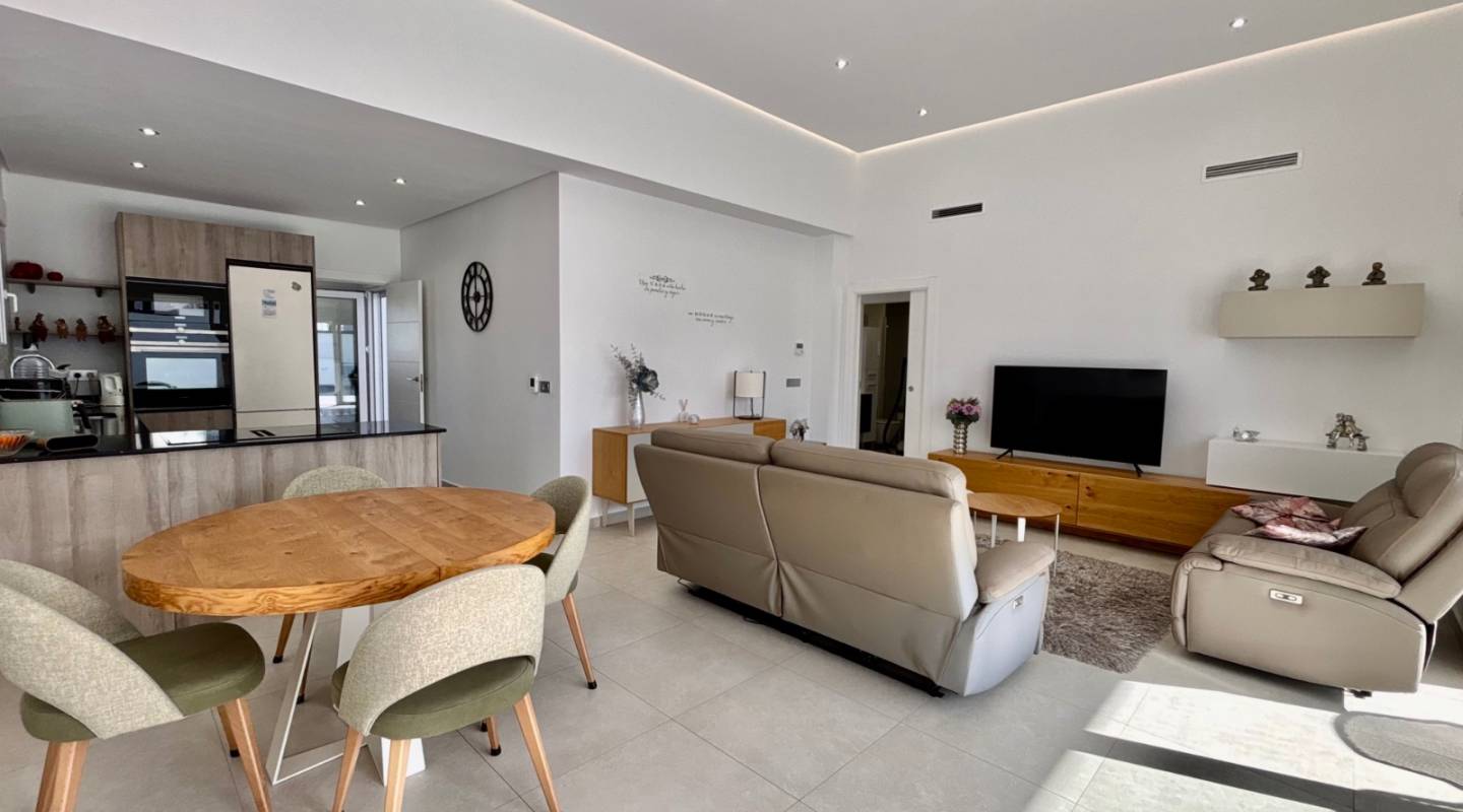 Resale - Villa  - Ciudad Quesada - Benijofar