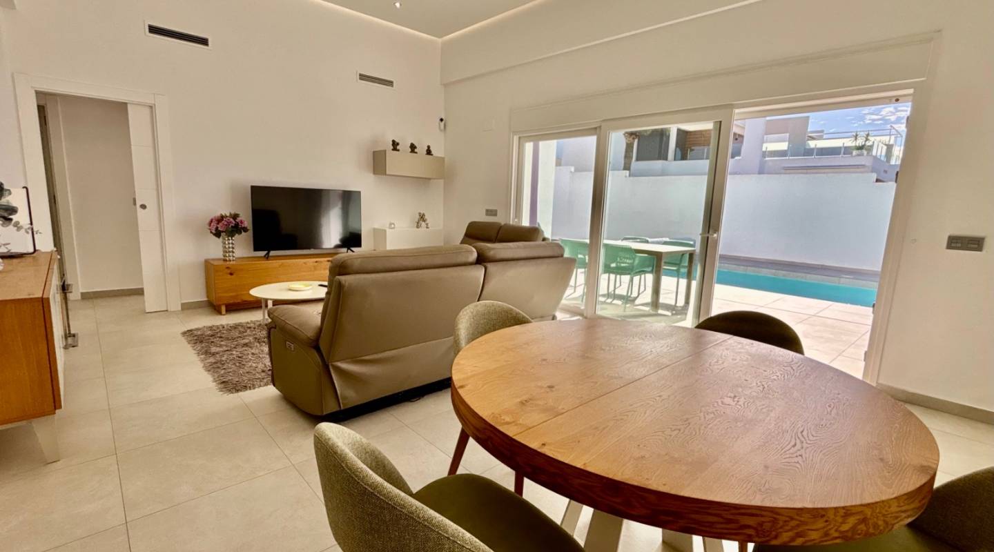 Resale - Villa  - Ciudad Quesada - Benijofar