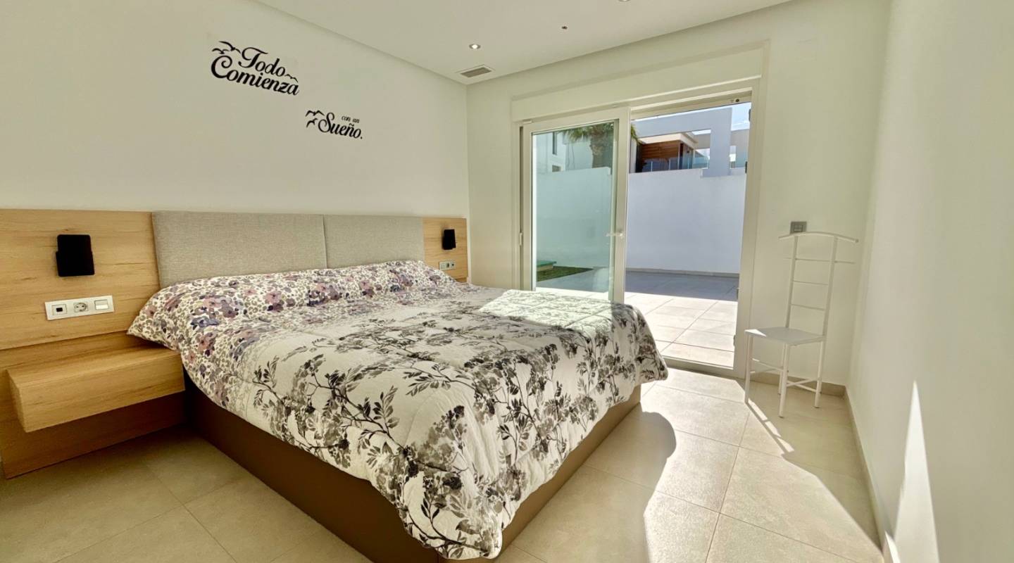 Resale - Villa  - Ciudad Quesada - Benijofar
