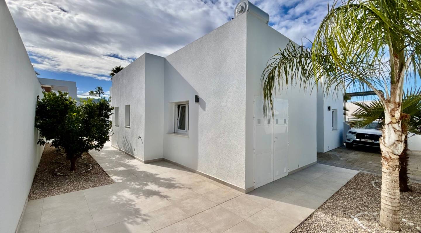 Resale - Villa  - Ciudad Quesada - Benijofar