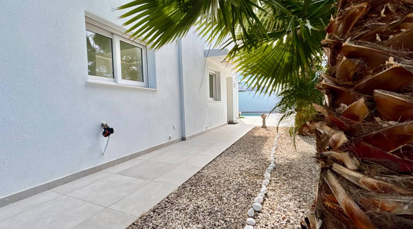 Resale - Villa  - Ciudad Quesada - Benijofar