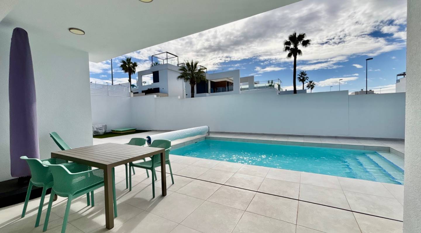 Resale - Villa  - Ciudad Quesada - Benijofar