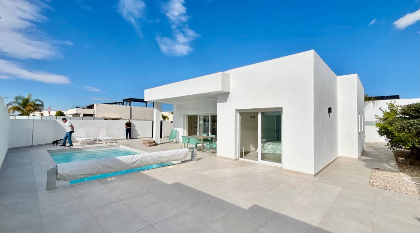 Resale - Villa  - Ciudad Quesada - Benijofar